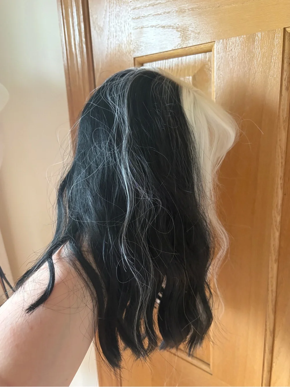 🤍Cruella wig🤍 perfect for Halloween outfit